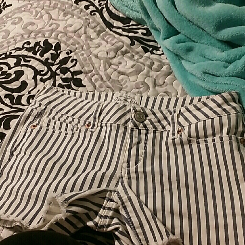 Aeropostale cute jean shorts